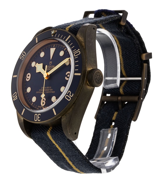 Tudor Heritage Black Bay 79250BB Image 2